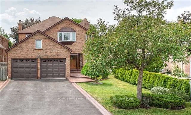 4504 Gullfoot Circle, Mississauga, On L4z 2j8