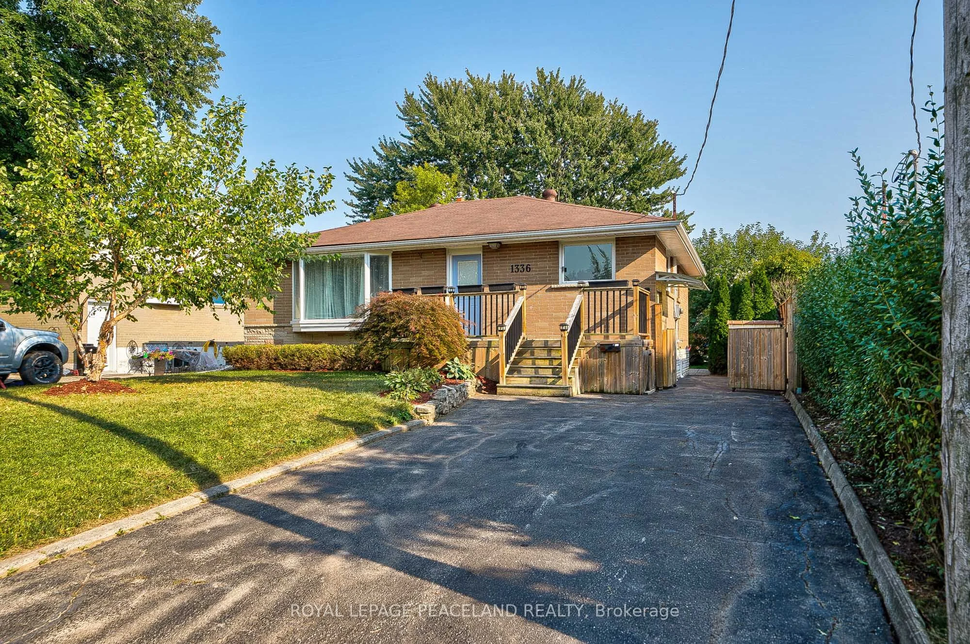 Detached in Burlington