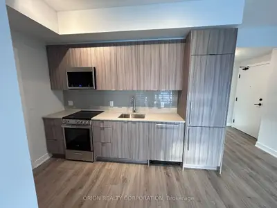 Condo Apartment in Mississauga
