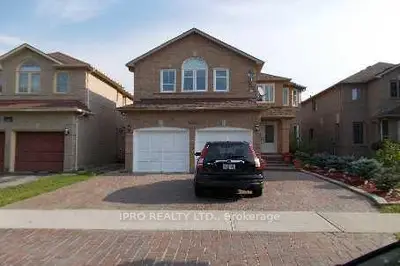 Detached in Mississauga