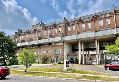 Condo Townhouse in Toronto