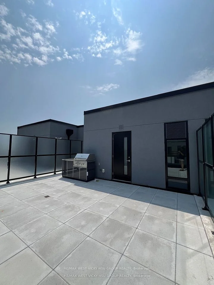3010 Trailside Drive 145, Oakville, ON L6M 4M2