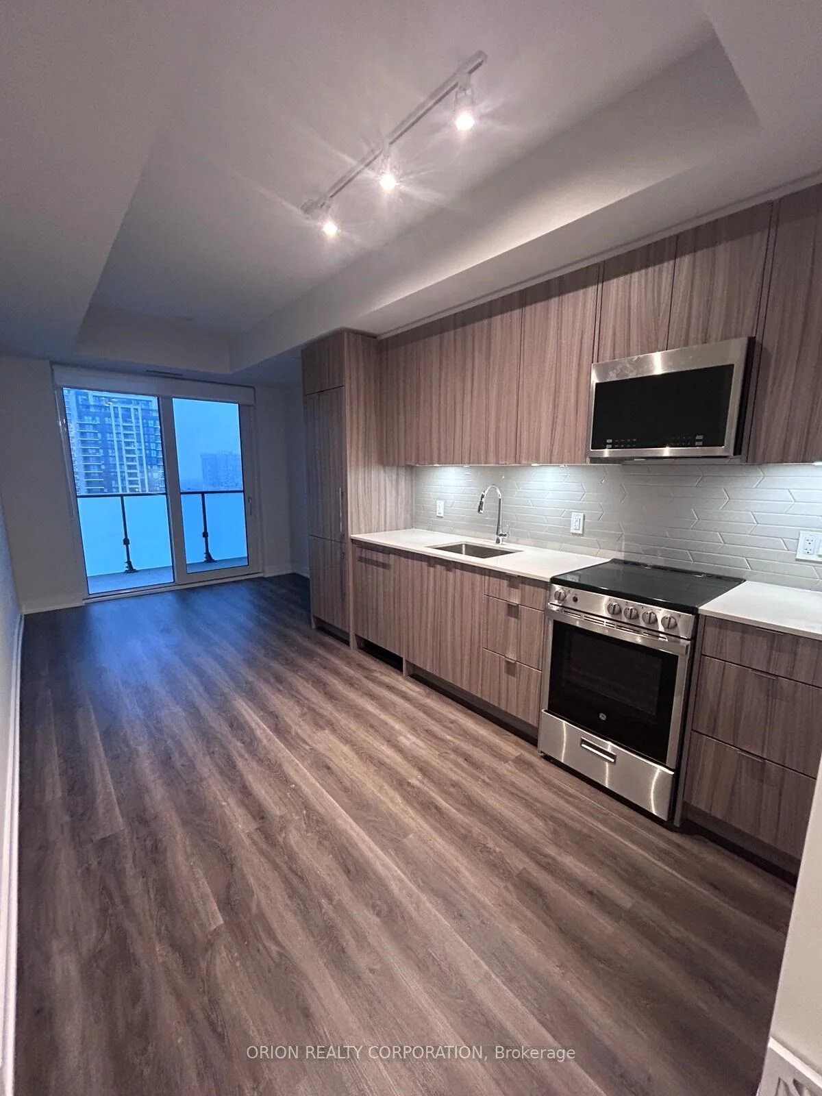Condo Apartment in Mississauga