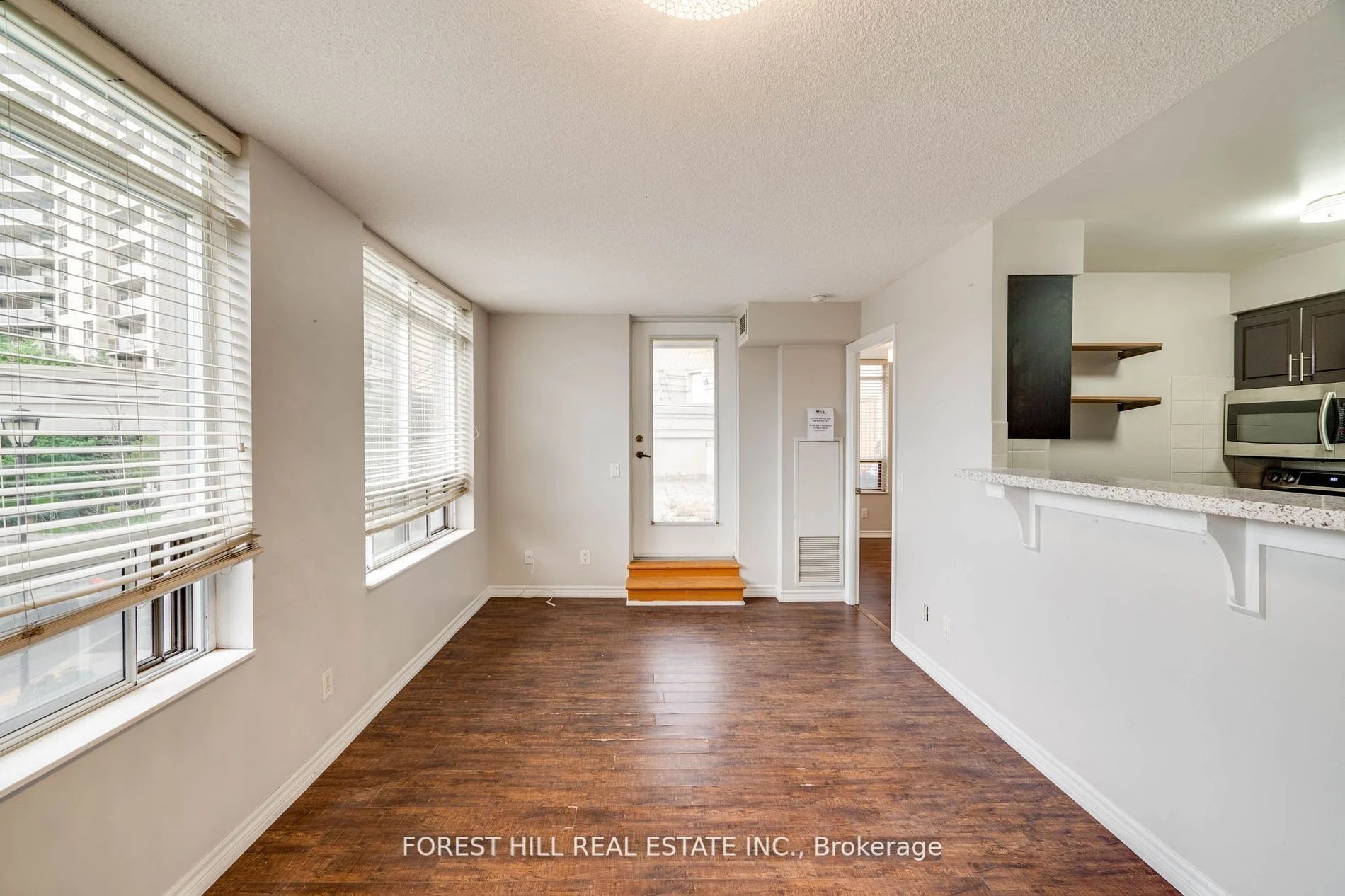 700 Humberwood Boulevard 225, Toronto W10, ON M9W 7J4
