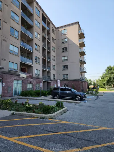 7405 Goreway Drive W 212, Mississauga, On L4t 0a3
