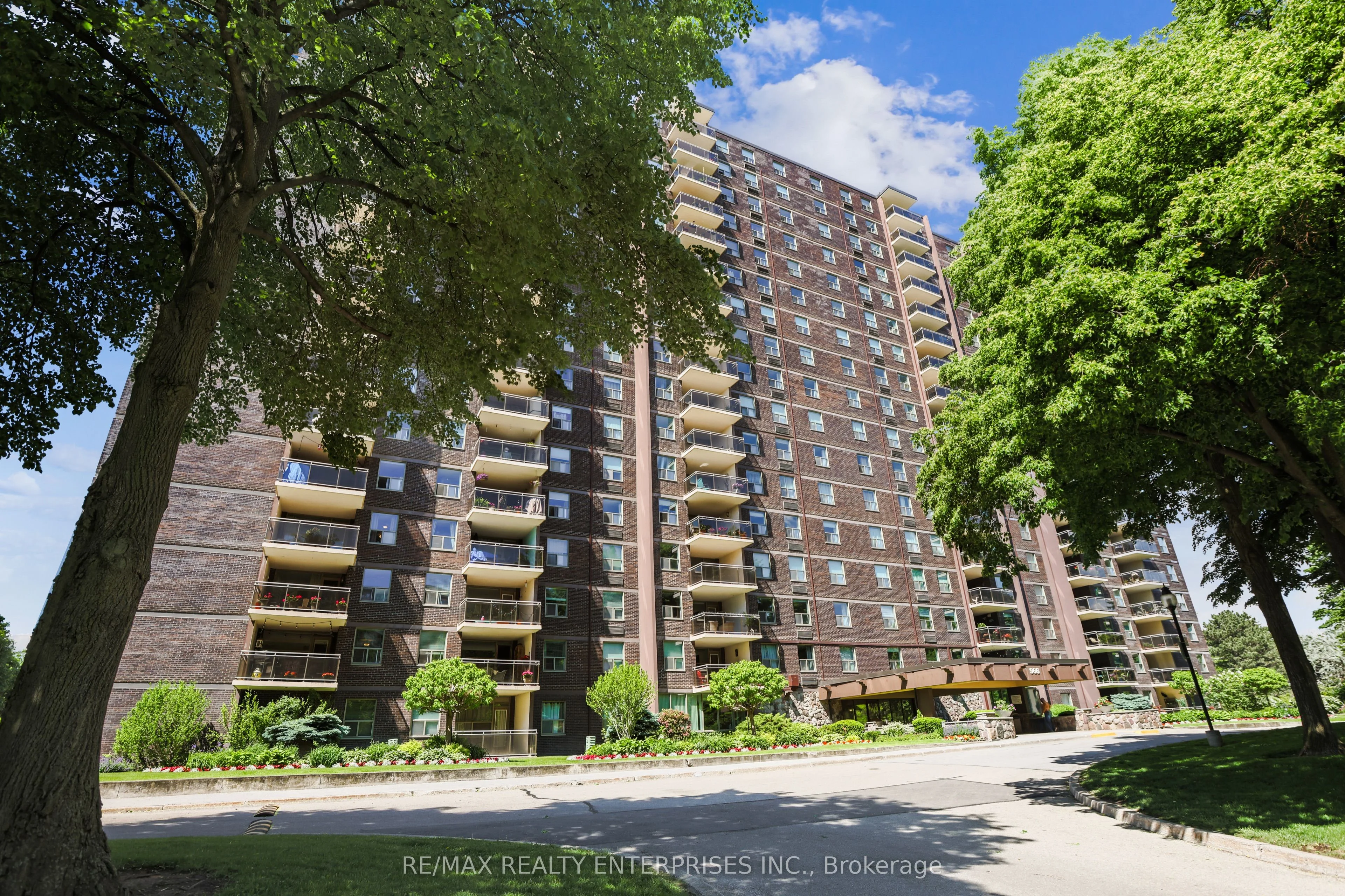 966 Inverhouse Drive 1605, Mississauga, On L5j 4b6