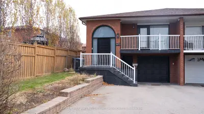 Semi-Detached in Mississauga