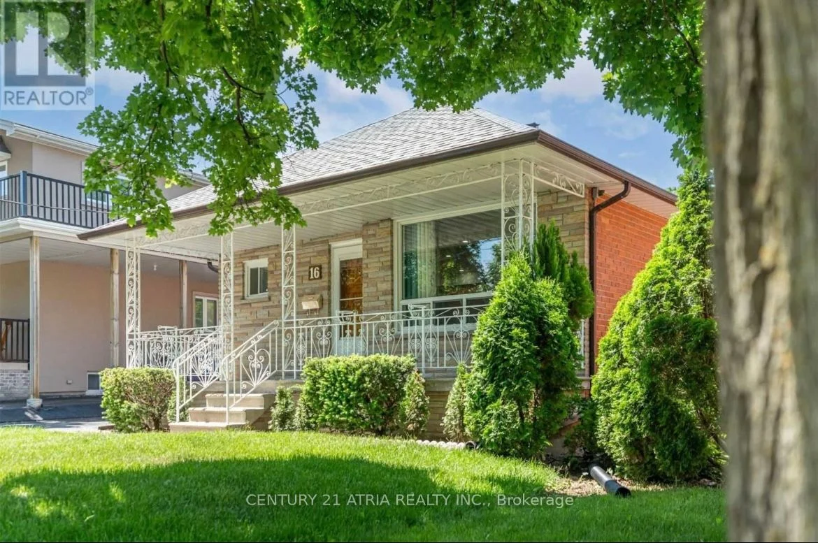 16 Berry Creek Drive Bsmt, Toronto W10, On M9w 3z9