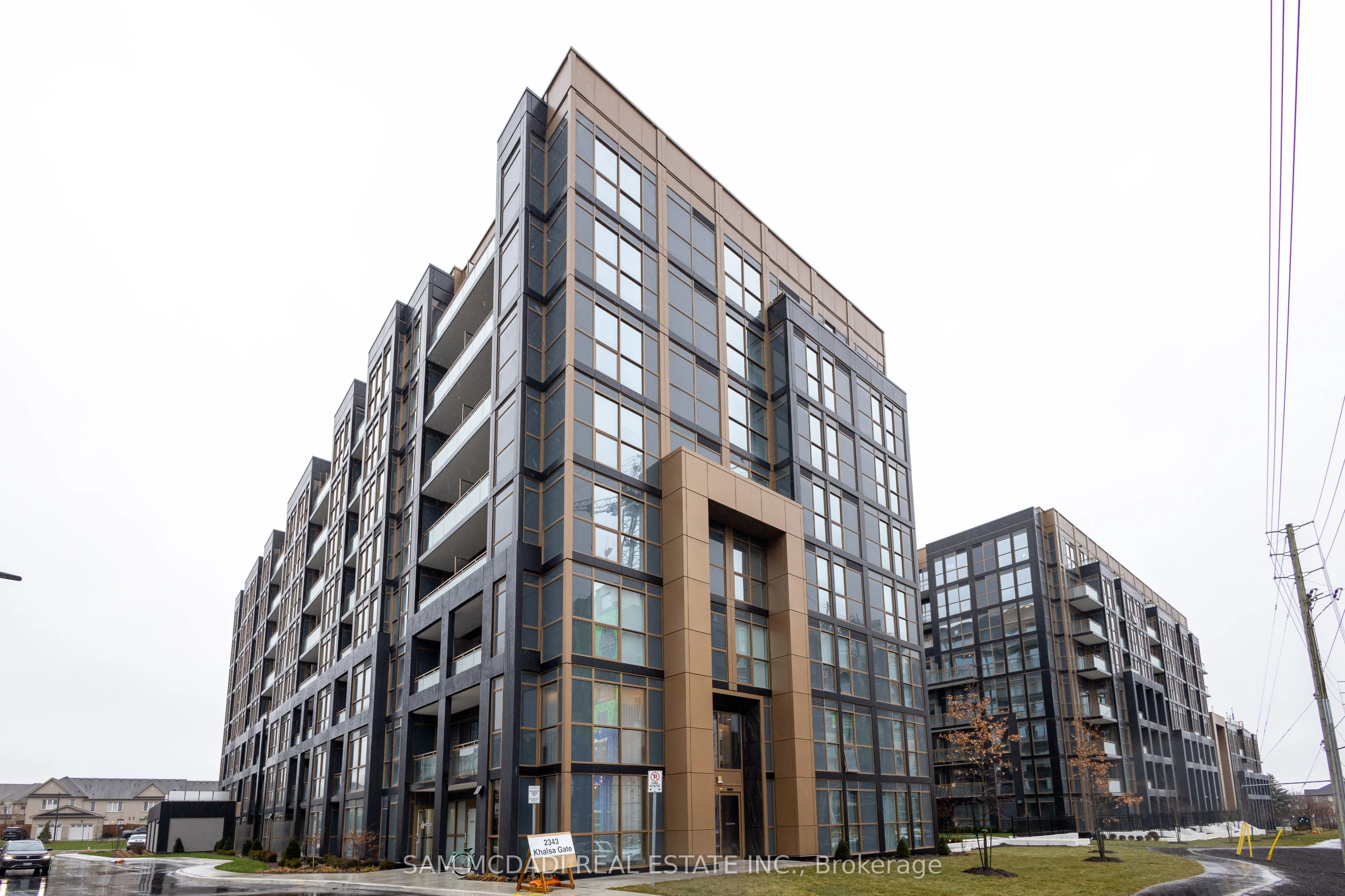 Condo Apartment in Oakville