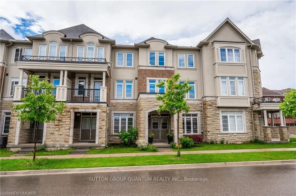 3300 Erasmum Street, Oakville, On L6m 0x3