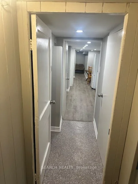 65 Livingstone Avenue, Toronto W04, ON M6E 2L7