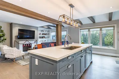 Detached in Oakville