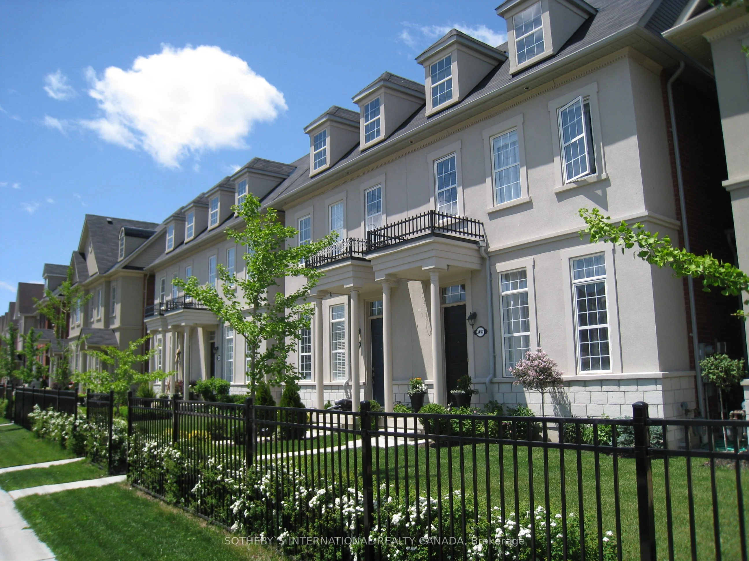 3457 Eglinton Avenue W, Mississauga, On L5m 7t7