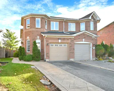 Semi-Detached in Brampton