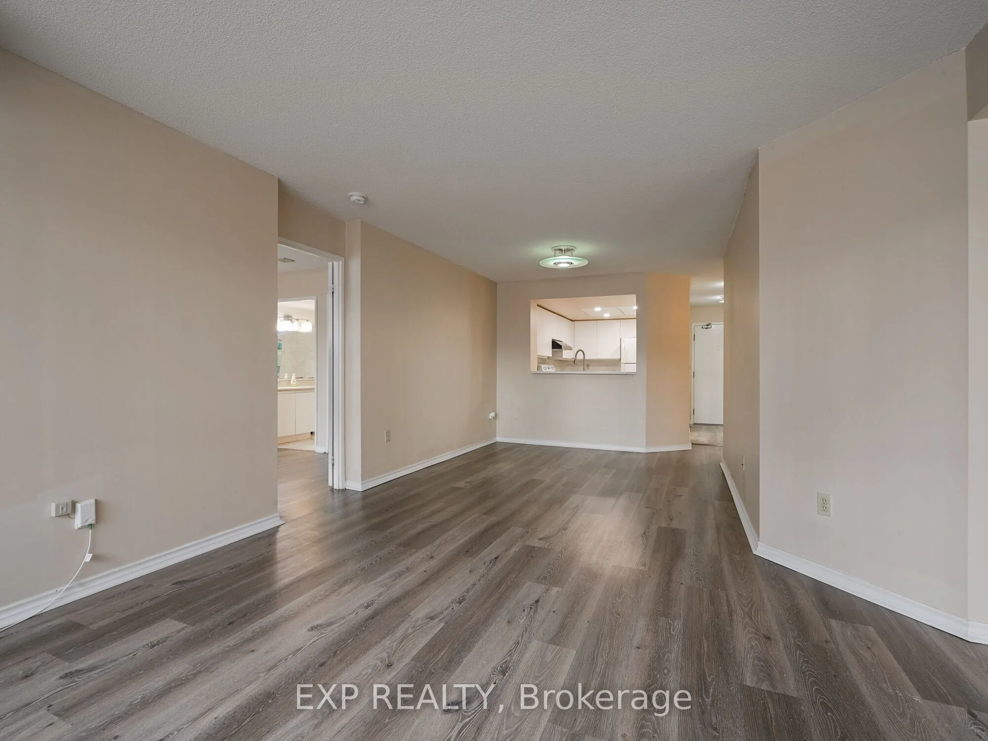 335 Webb Drive 312, Mississauga, ON L5B 4A1