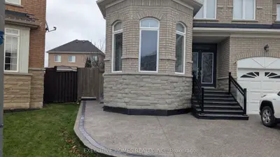 Detached in Milton