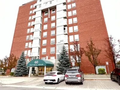 Condo Apartment in Oakville