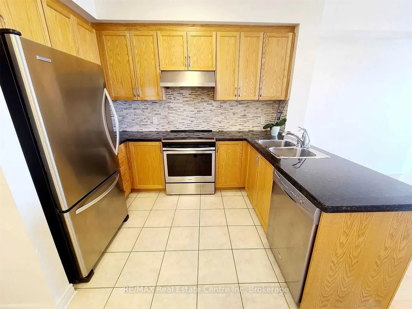 1379 Costigan Road 501, Milton, ON L9T 2K6