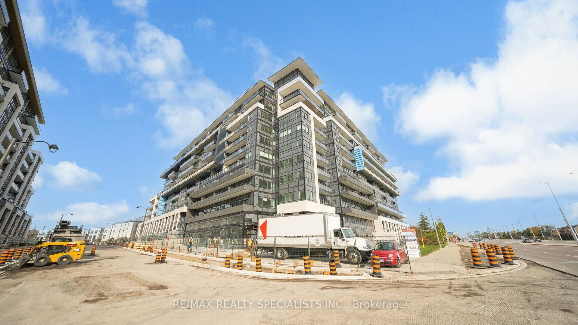 395 Dundas Street W 313, Oakville, On L6m 5r8
