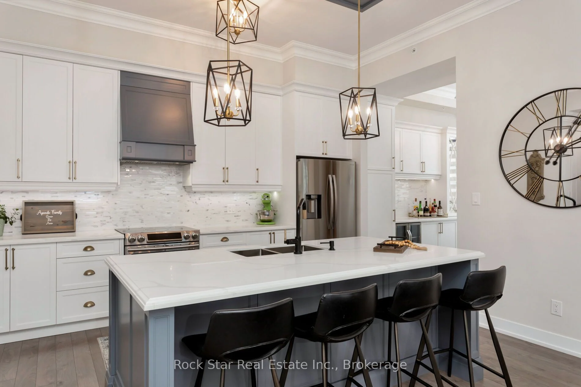Condo Apartment in Oakville