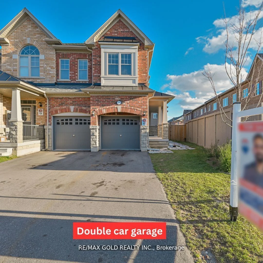 Att/Row/Townhouse in Brampton
