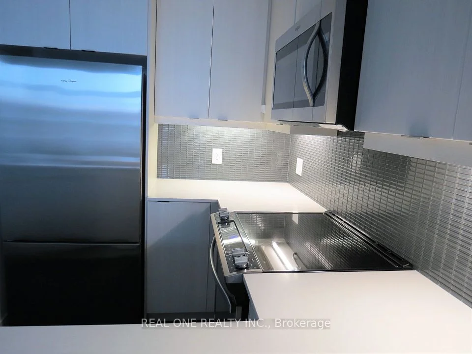 4633 Glen Erin Drive 105, Mississauga, ON L5M 7E1