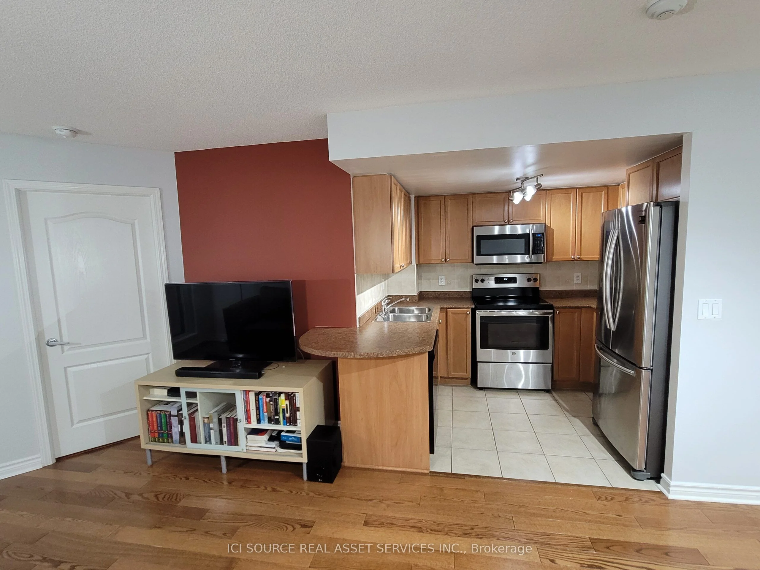 4080 Living Arts Drive 506, Mississauga, ON L5B 4N3