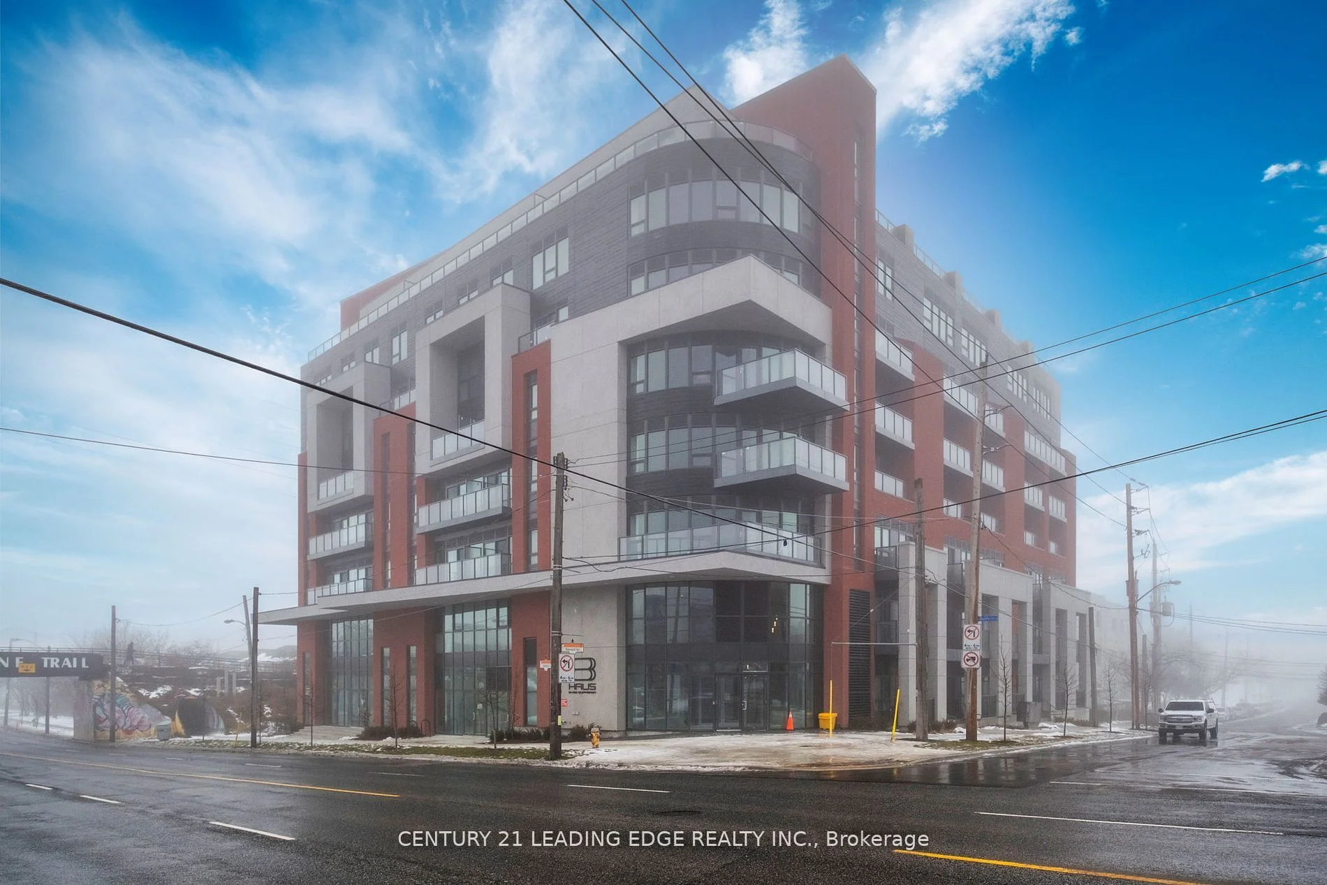 2433 Dufferin Street 503, Toronto W04, On M6e 0b4