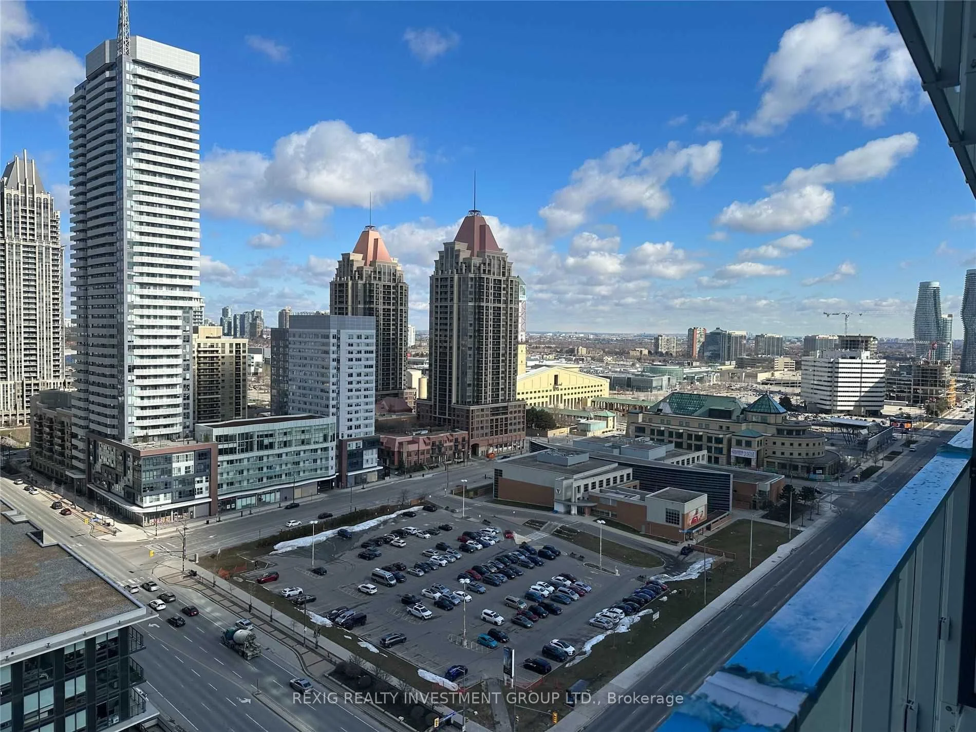 3900 Confederation Parkway 1710, Mississauga, ON L5B 0M3