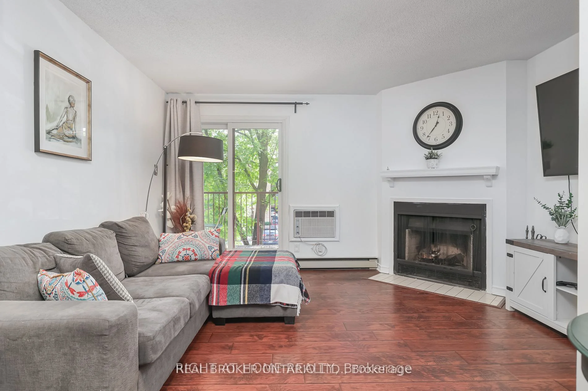 1506 Pilgrims Way 922, Oakville, On L6m 3h1