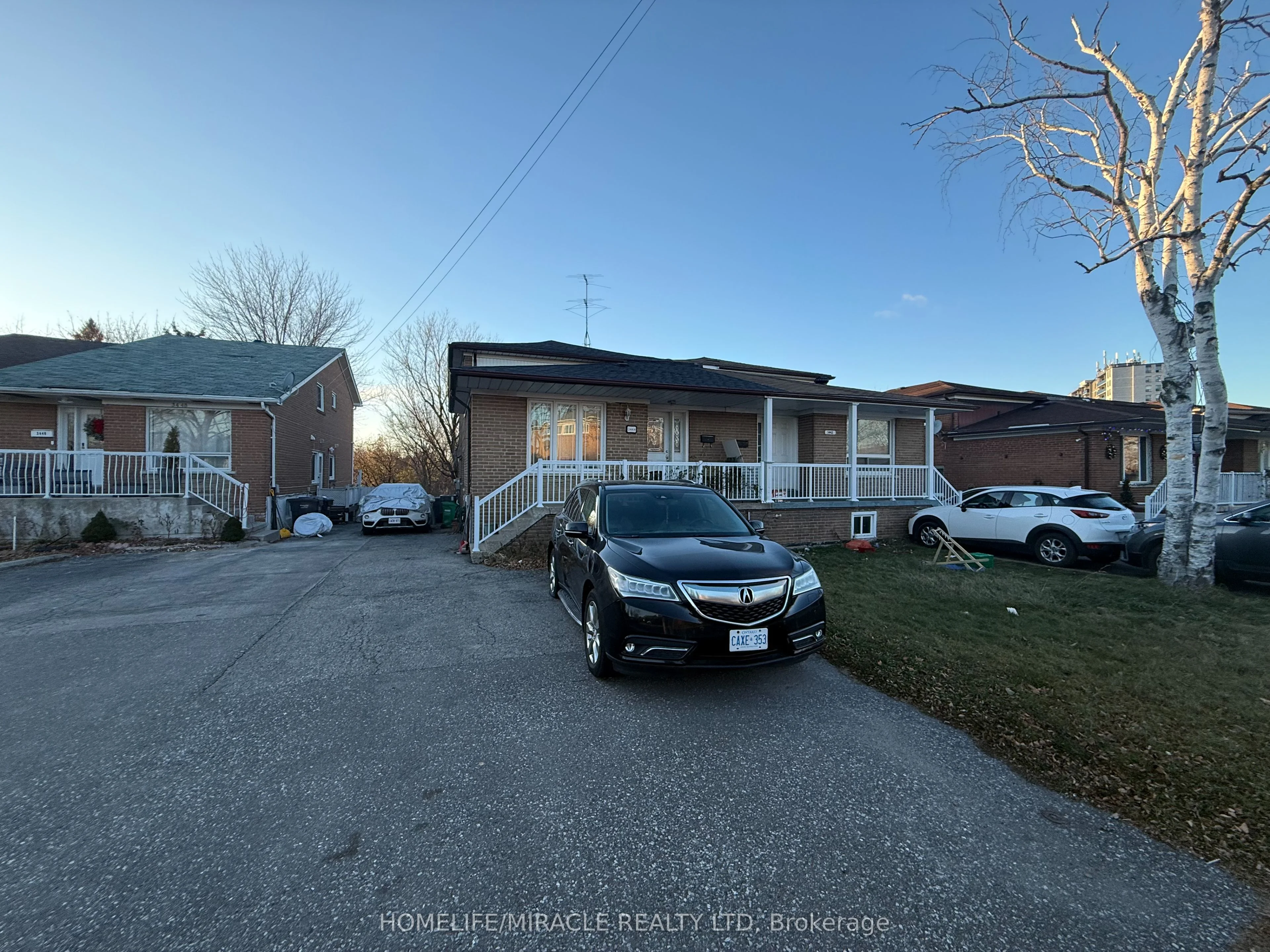 Semi-Detached in Mississauga
