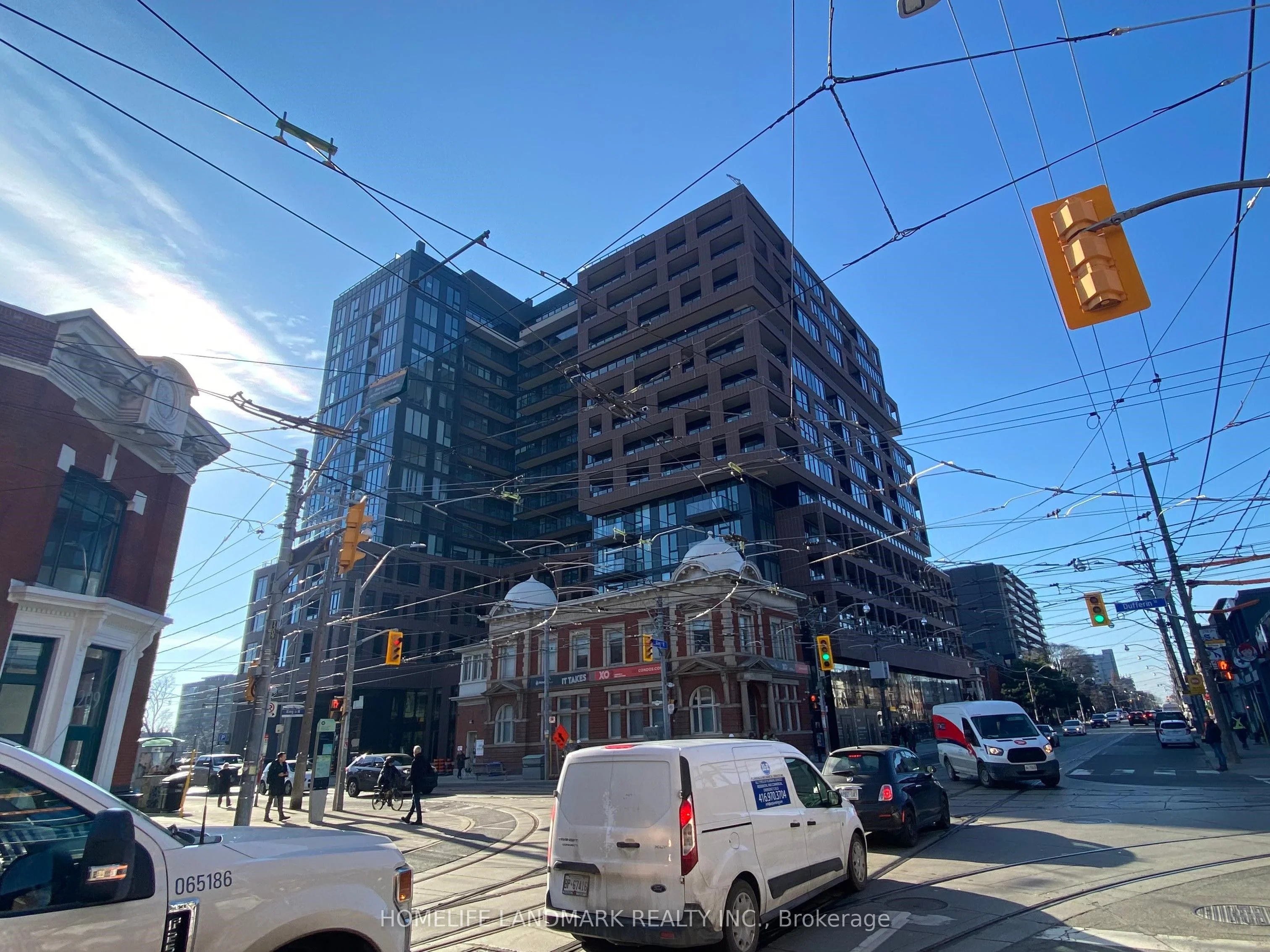 Condo Apartment in Toronto