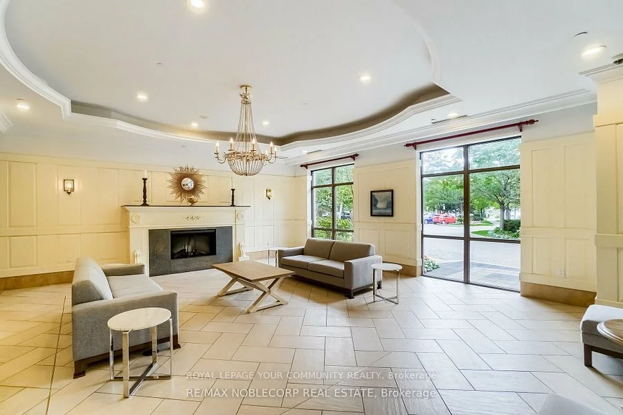 710 Humberwood Boulevard 2711, Toronto W10, ON M9W 7J5