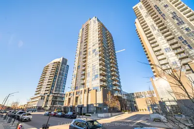 Condo Apartment in Mississauga
