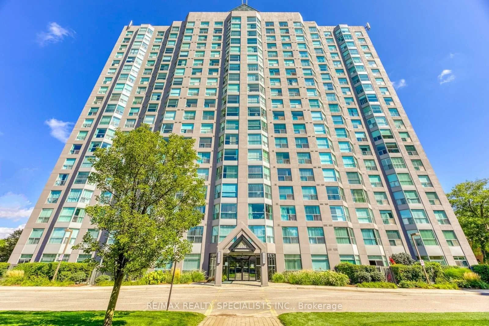 2155 Burnhamthorpe Road W 201, Mississauga, On L5l 5p4