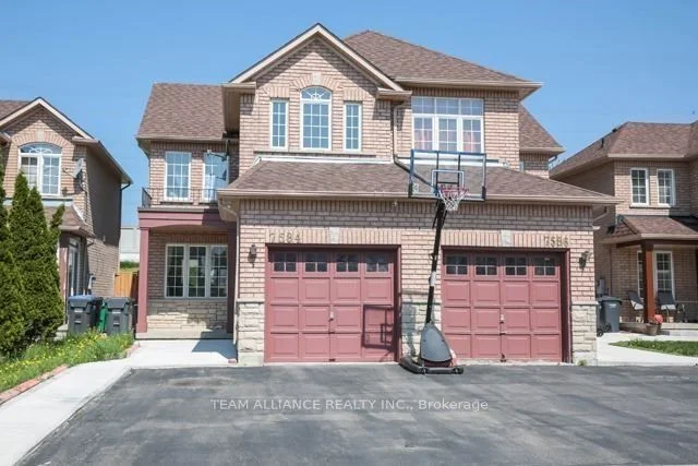 Semi-Detached in Mississauga