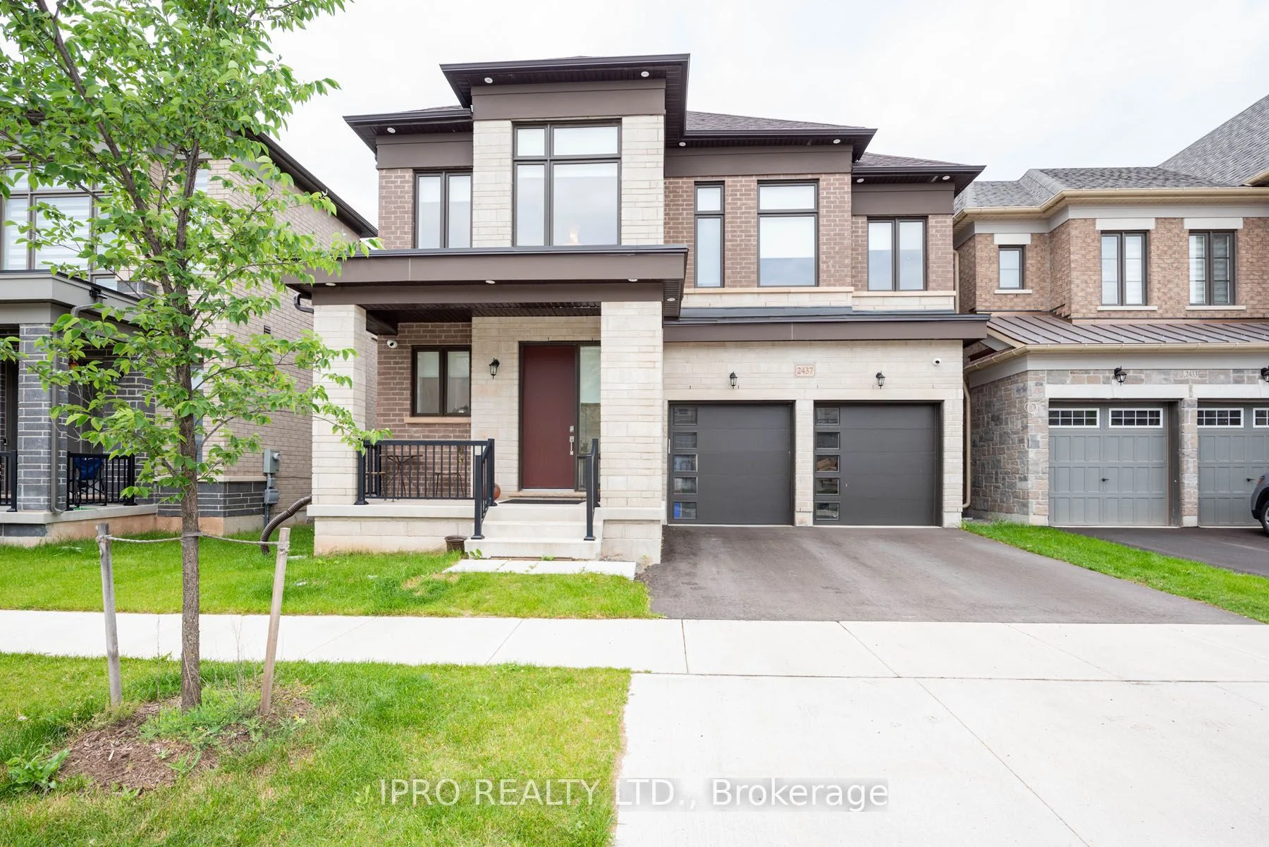 Detached in Oakville