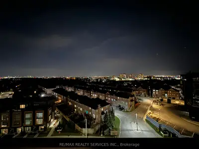 Condo Apartment in Brampton