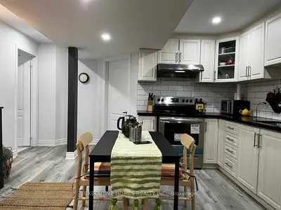 Detached in Milton