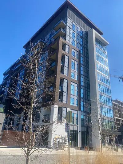 25 Neighbourhood Lane 803, Toronto W07, On M8y 0c4
