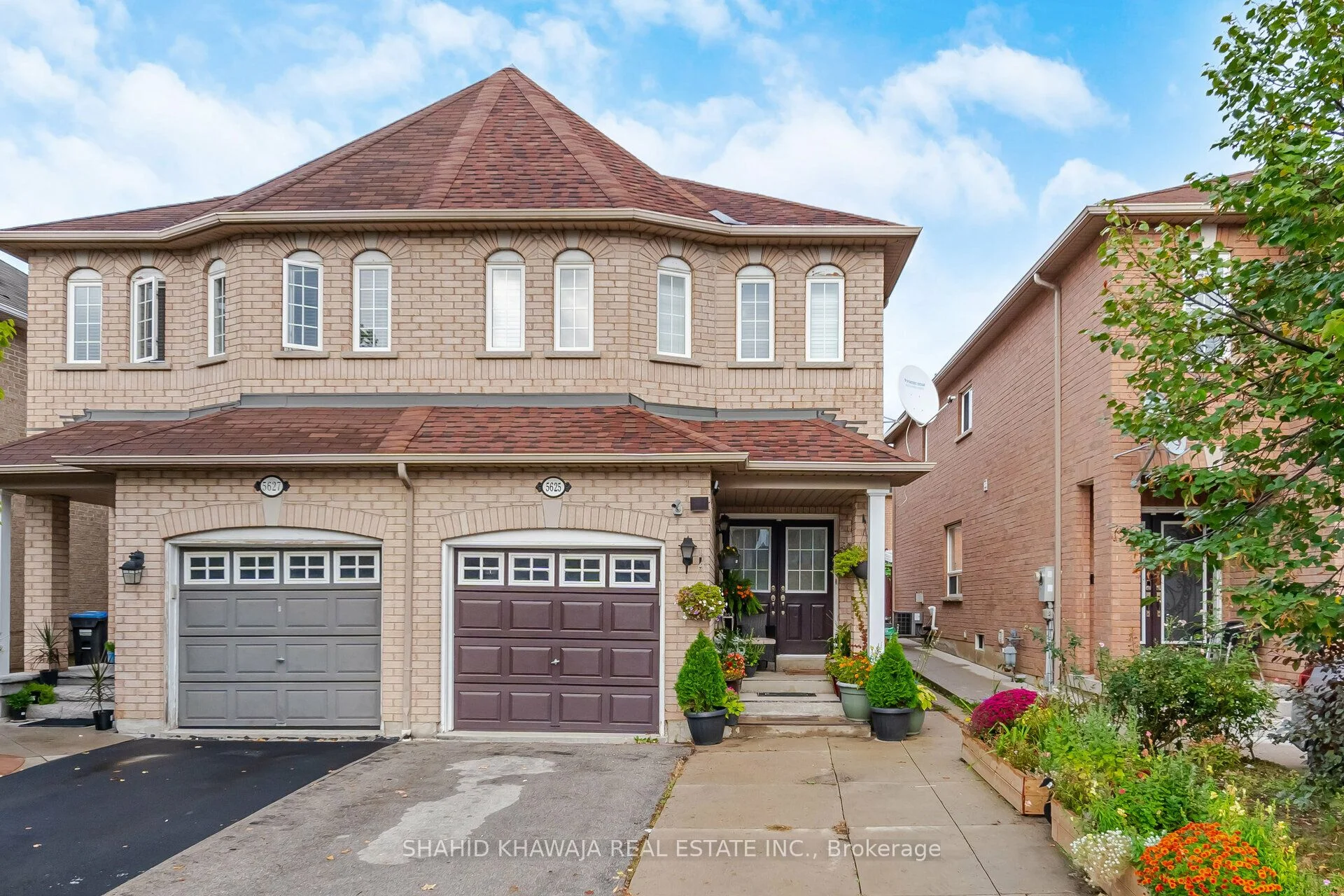 Semi-Detached in Mississauga