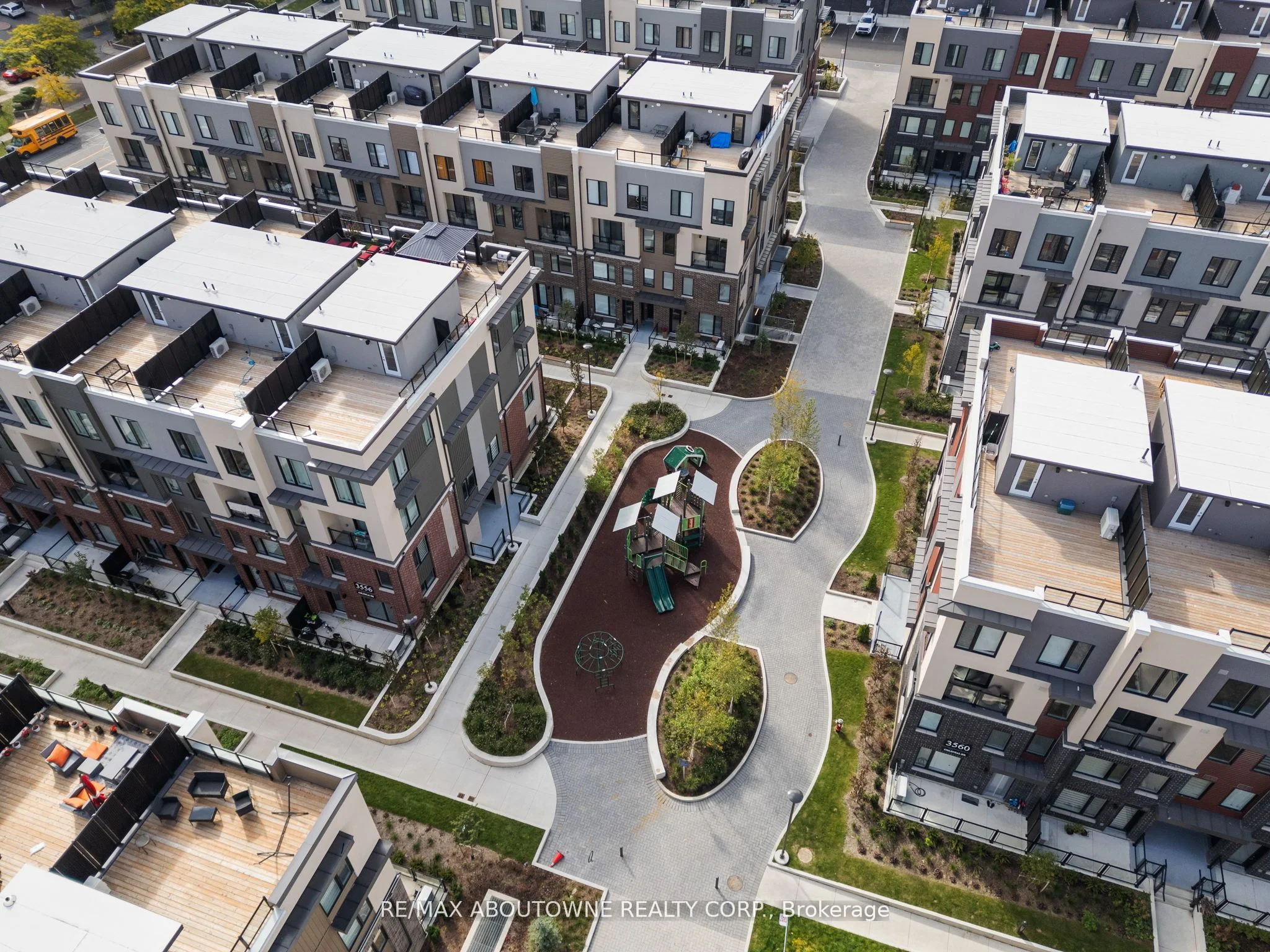 Condo Townhouse in Mississauga