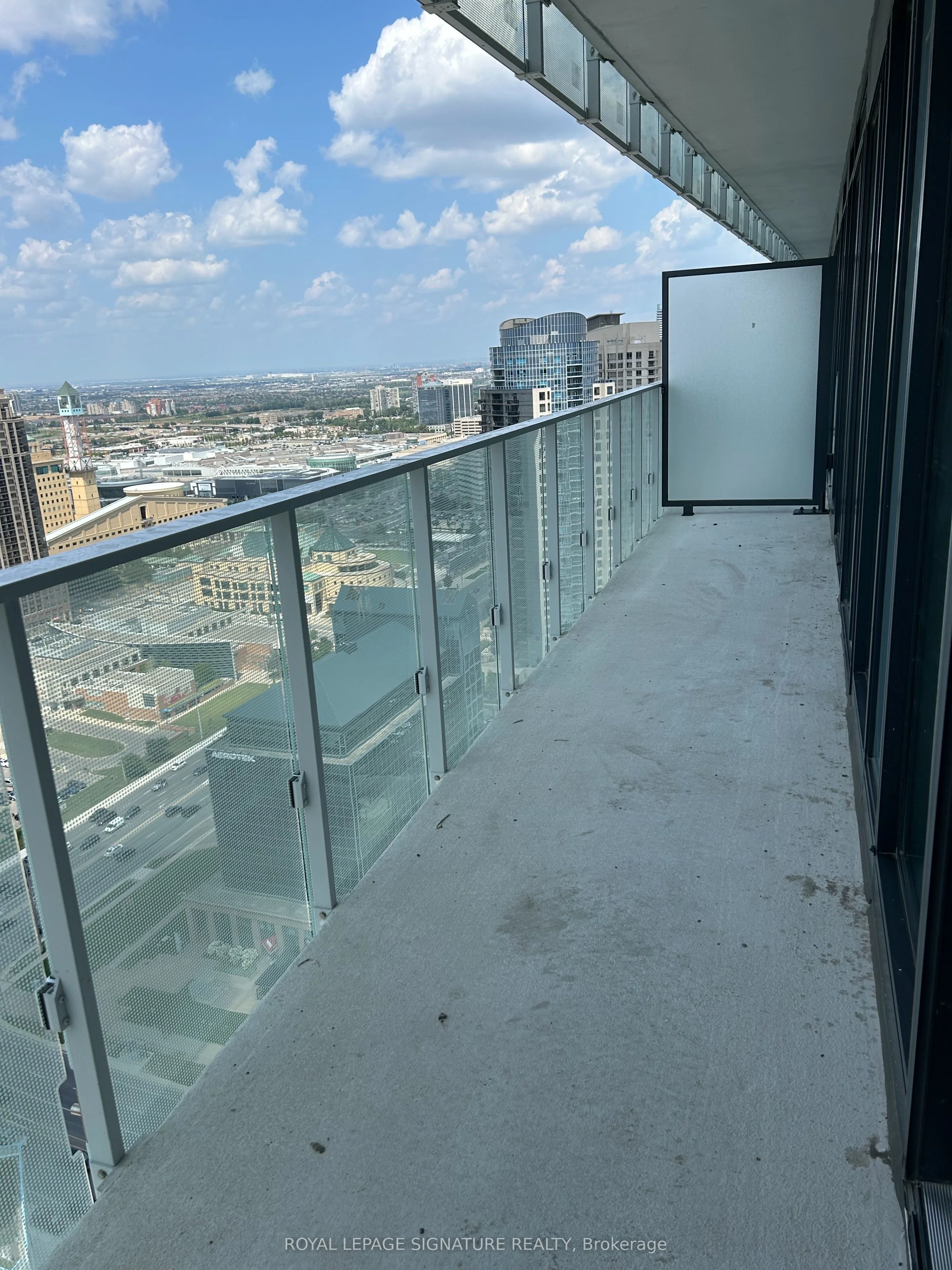 3883 Quartz Road 3001, Mississauga, ON L5B 4M6