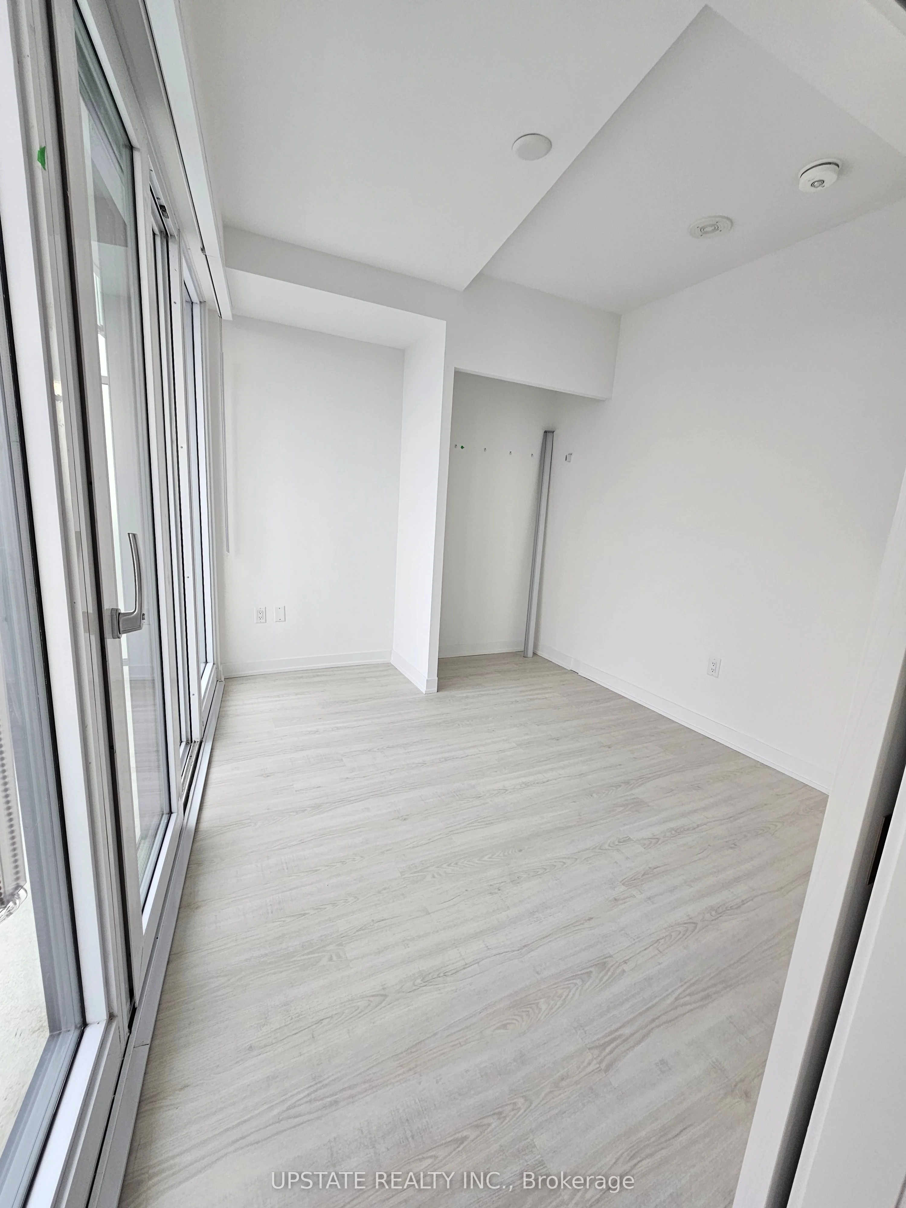 3883 Quartz Road N 5702, Mississauga, ON L5B 0M4
