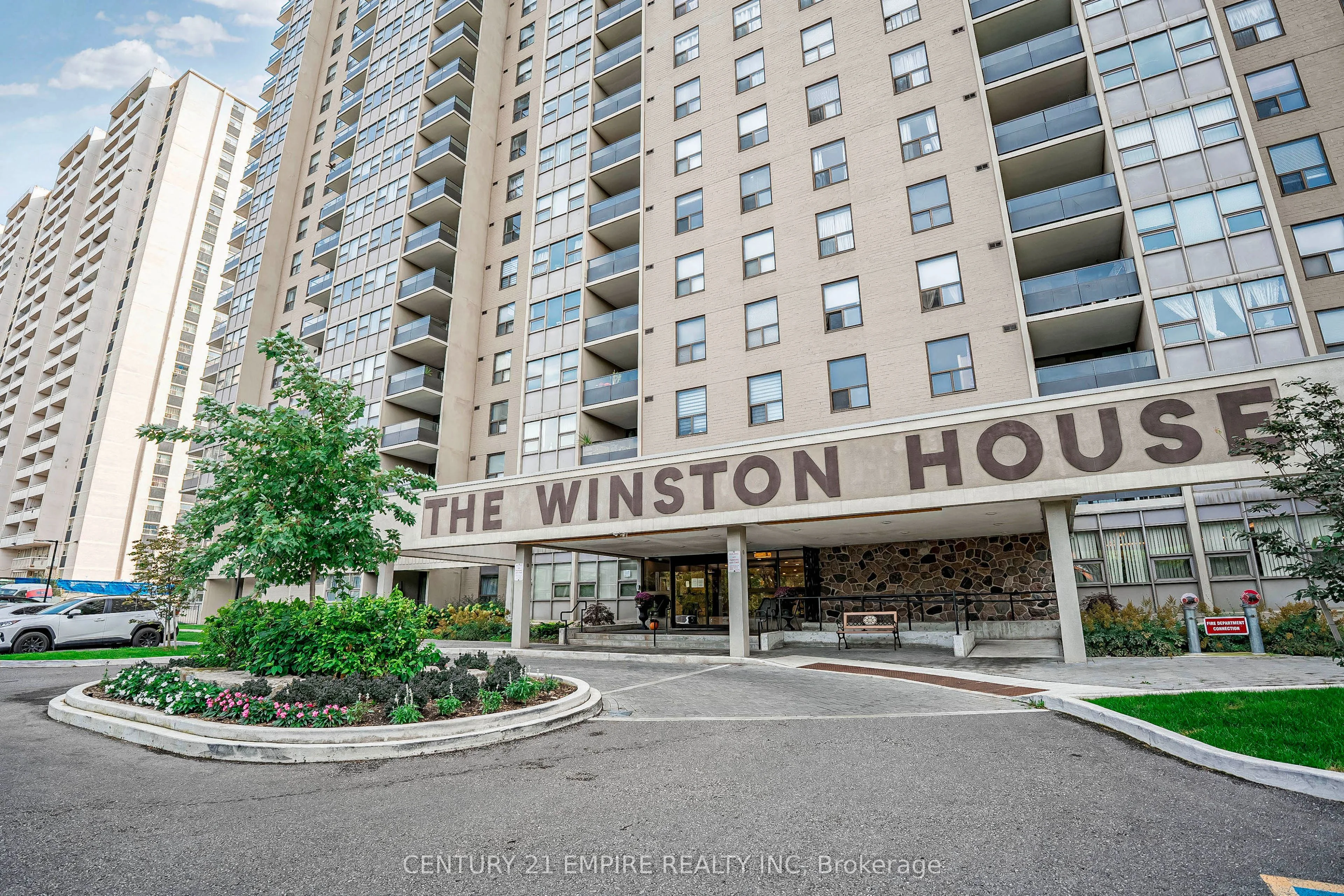 75 Emmett Avenue 216, Toronto W04, On M6m 5a7