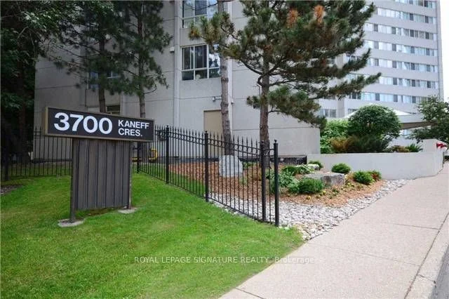 3700 Kaneff Crescent 2007, Mississauga, On L5a 4b8