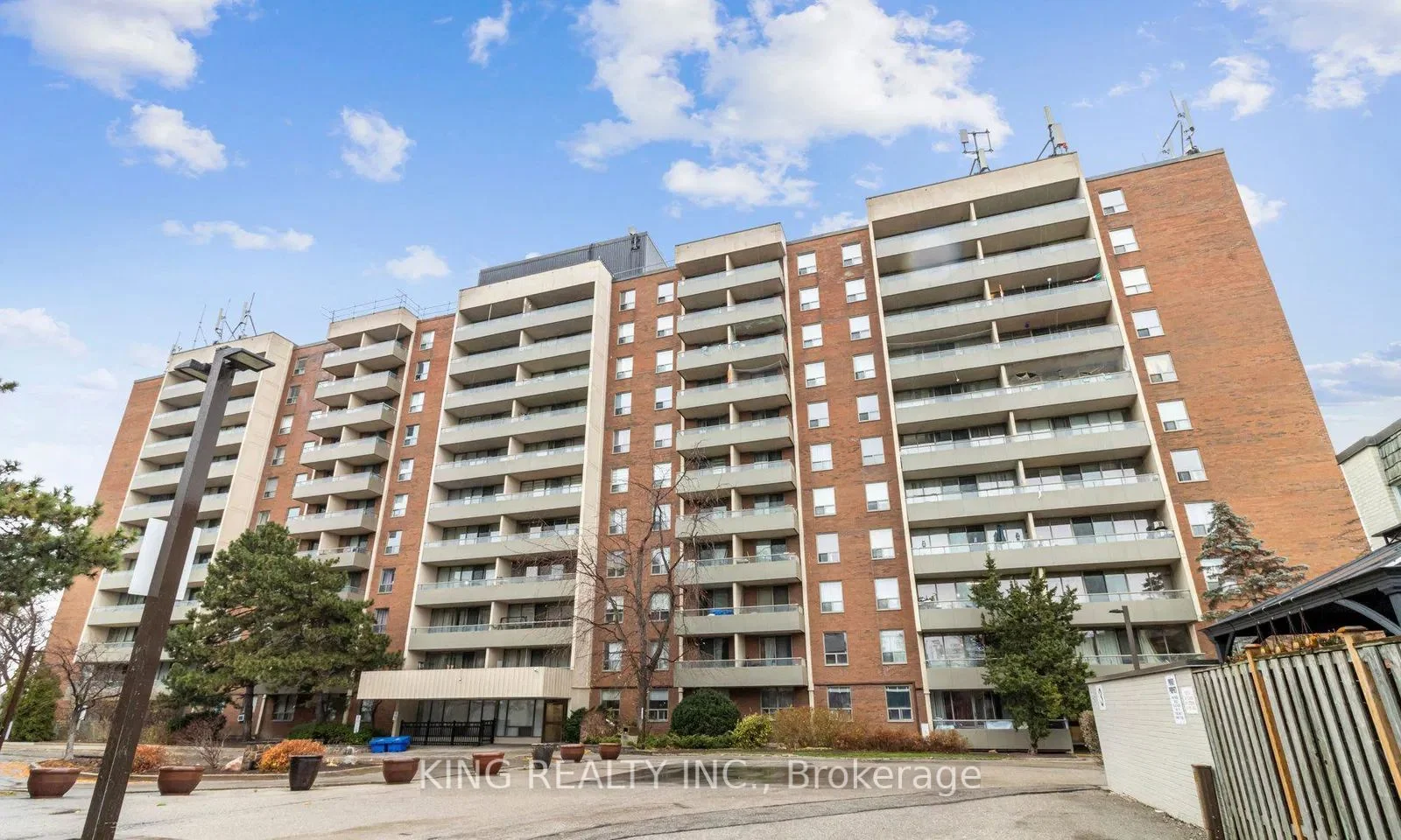 Condo Apartment in Toronto