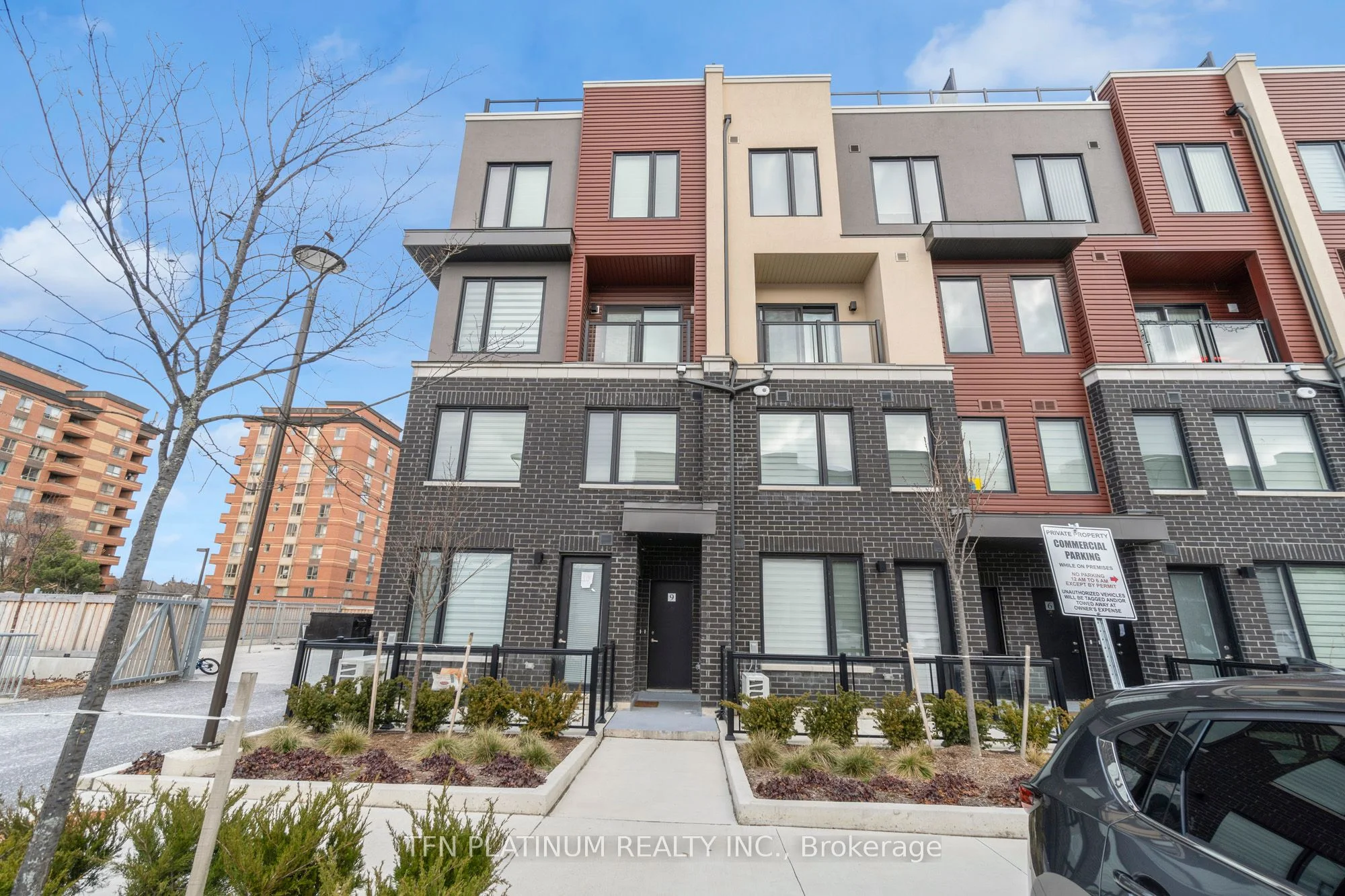 3429 Ridgeway Drive 9, Mississauga, On L5l 0b9