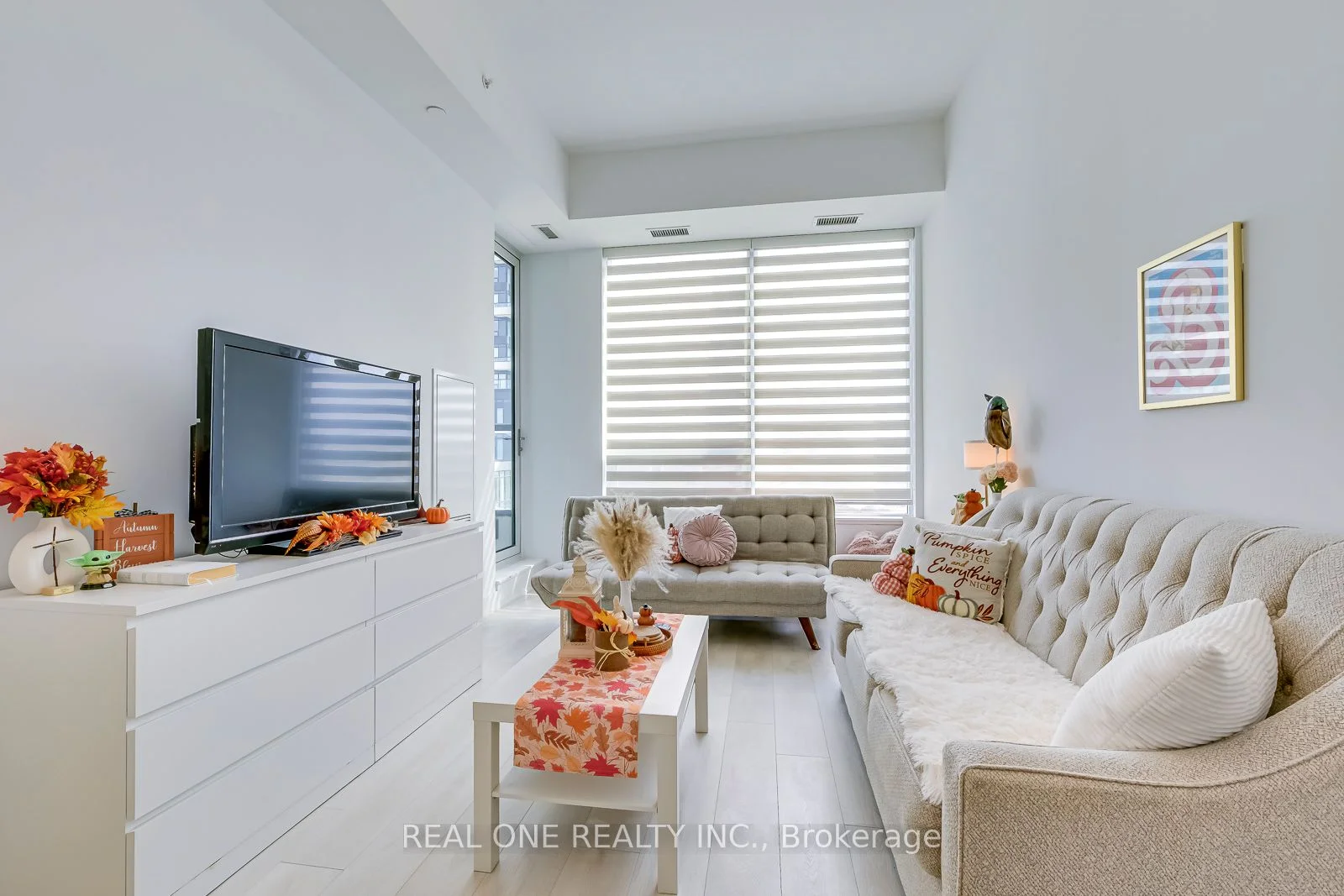 2485 TAUNTON Road 341, Oakville, ON L6H 3R8