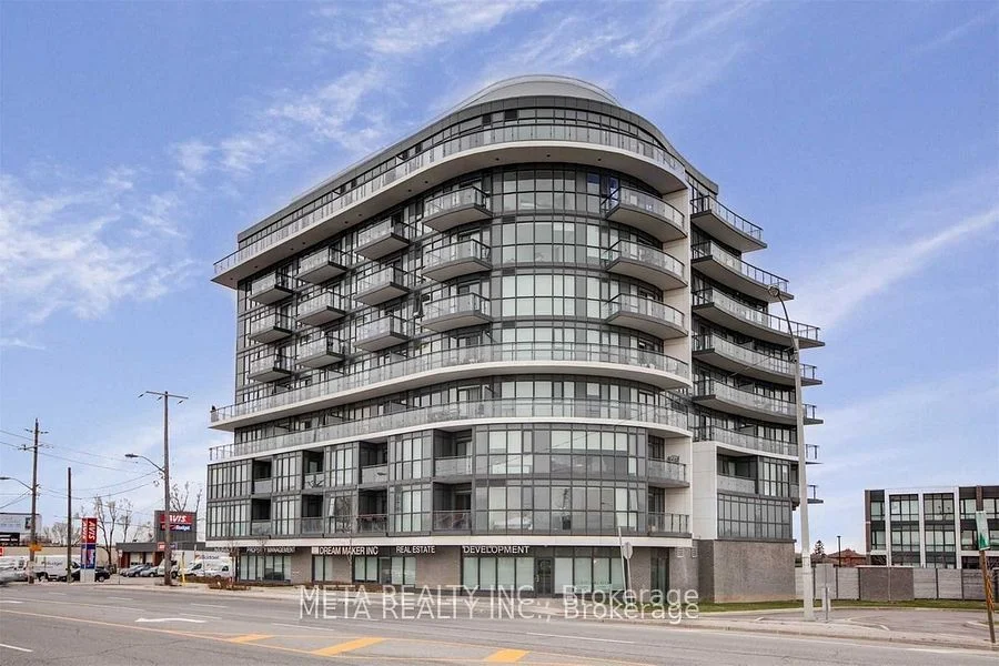 16 Mcadam Avenue 405, Toronto W04, On M6a 1s5